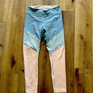 Outdoor Voices yoga pants size L